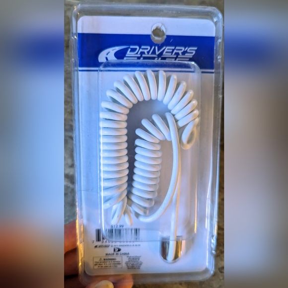 🎉Free with bundle purchase* Vintage Older car iPhone or iPad charger - Picture 4 of 5